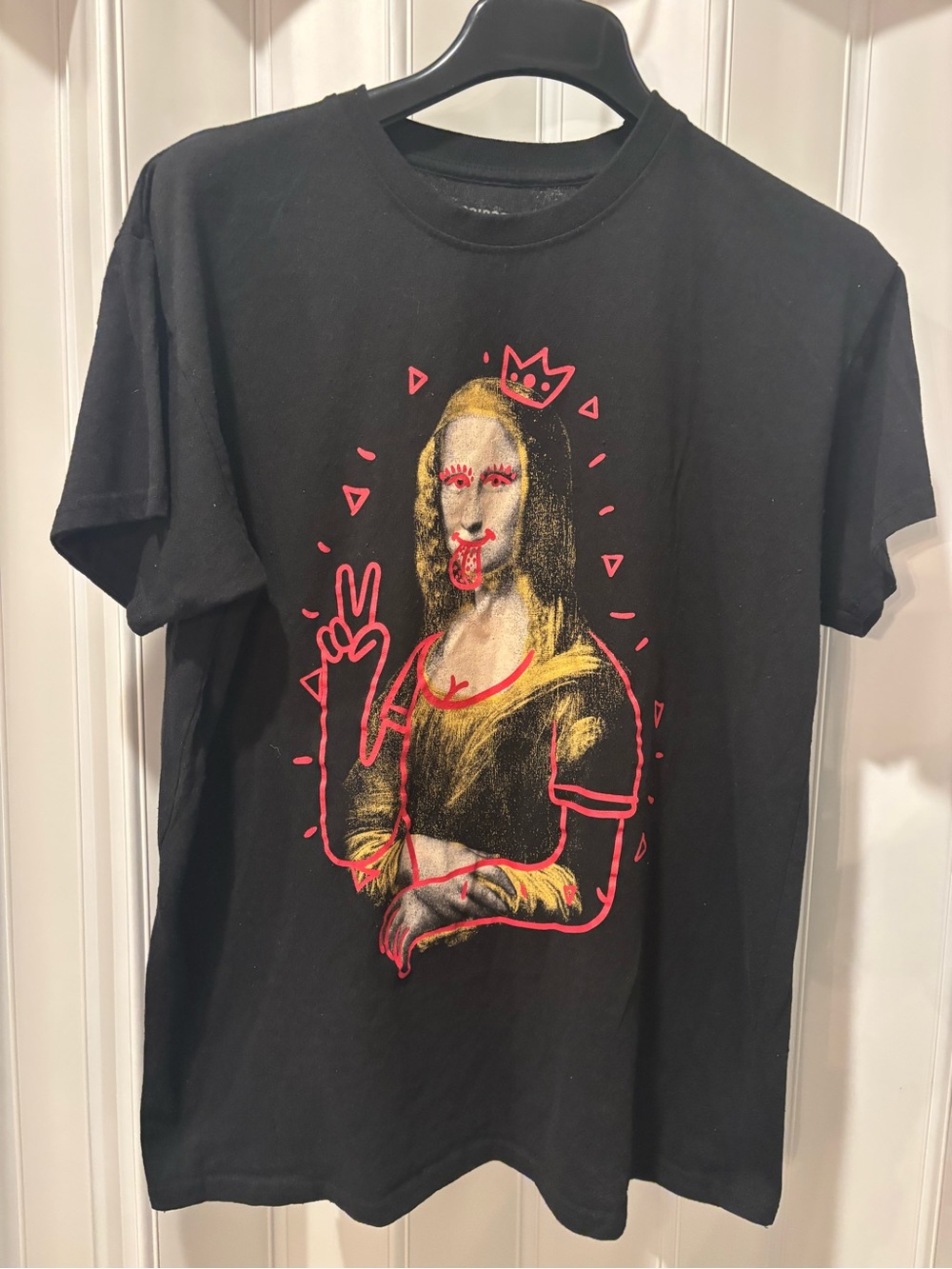 Black Mona Lisa Graphic Art Tee with Pink Accents Size Large
